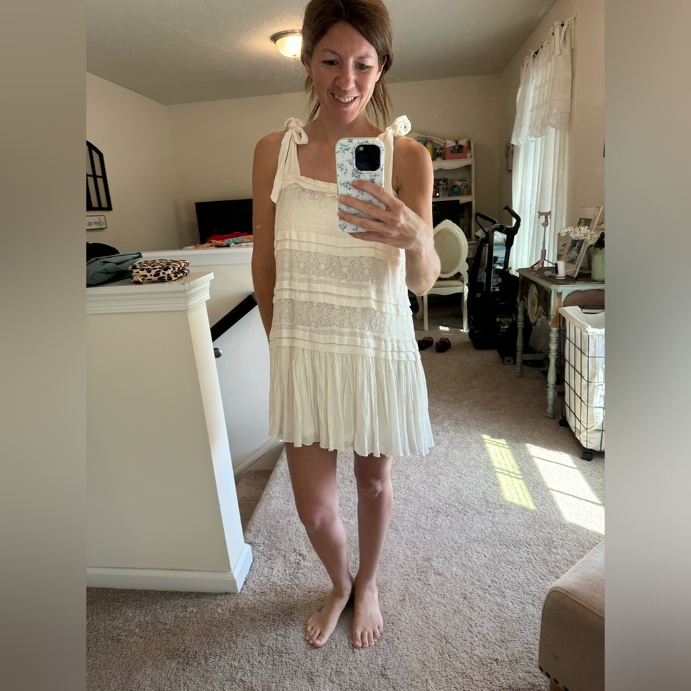 Boutique ruffle and lace trimmed white dress